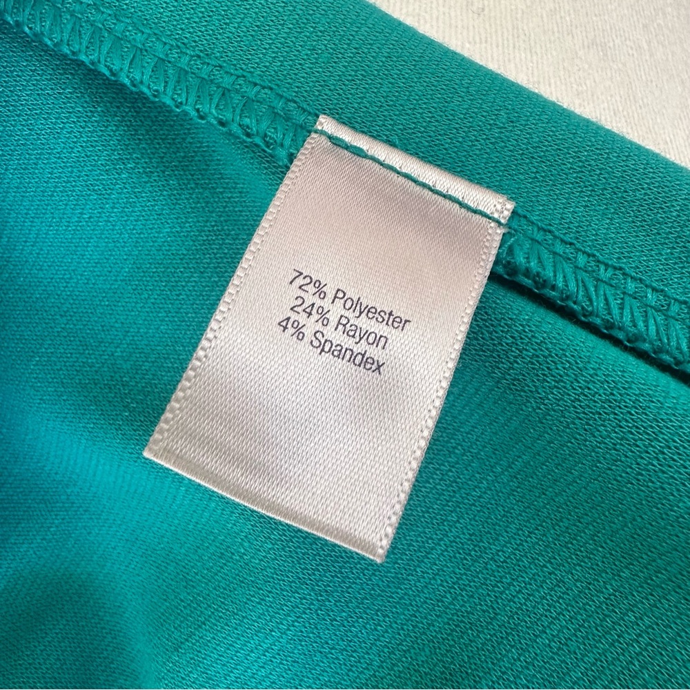 Jennifer Lopez Teal Sleeveless Dress With Pockets and Buckle - Picture 12 of 13